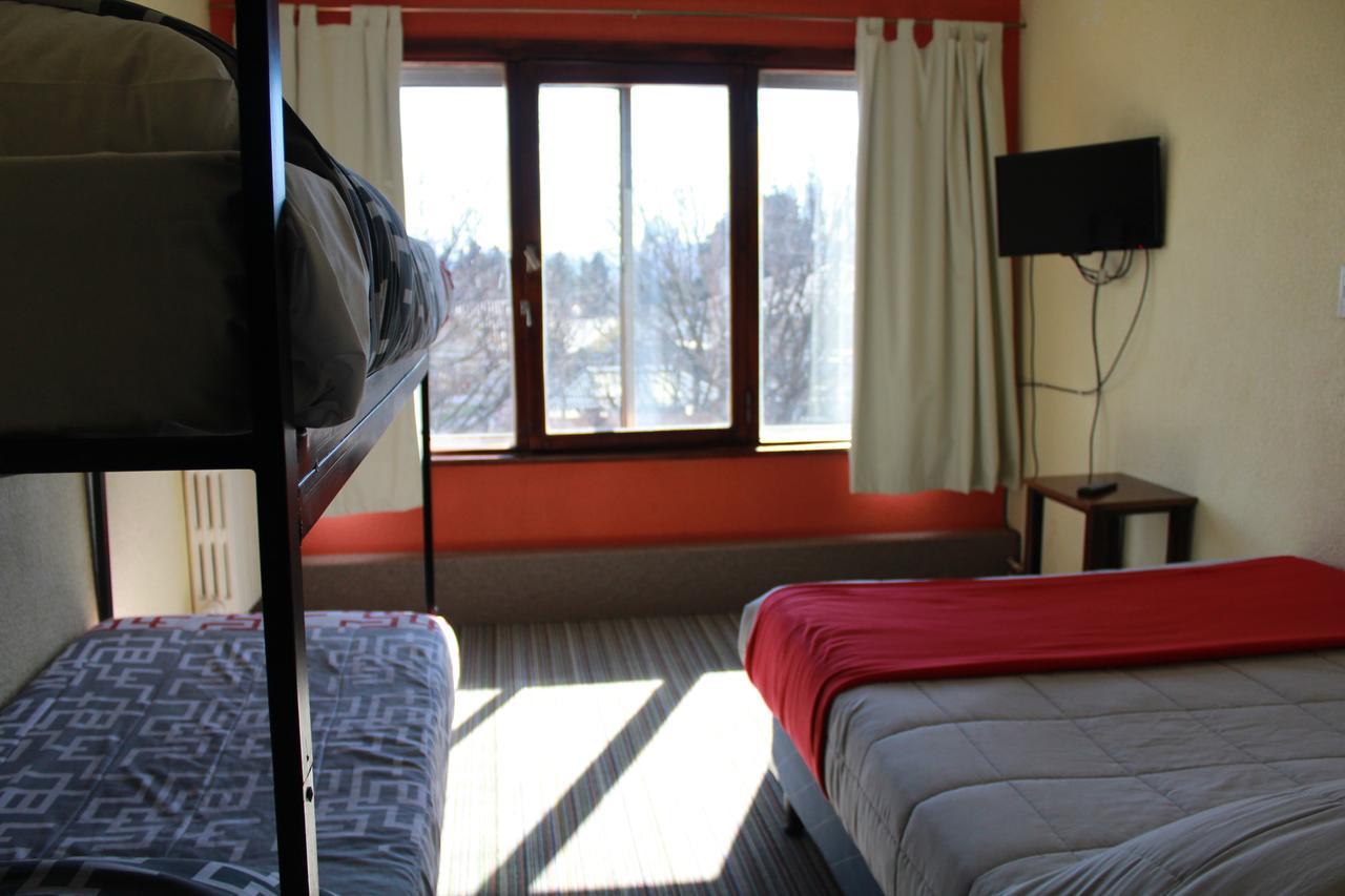 Italia Inn Hostel Bariloche Buitenkant foto